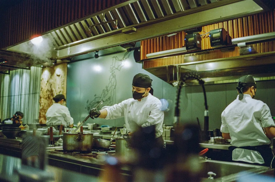广州家庭食材分类储存方案：保鲜盒与密封罐搭配指南